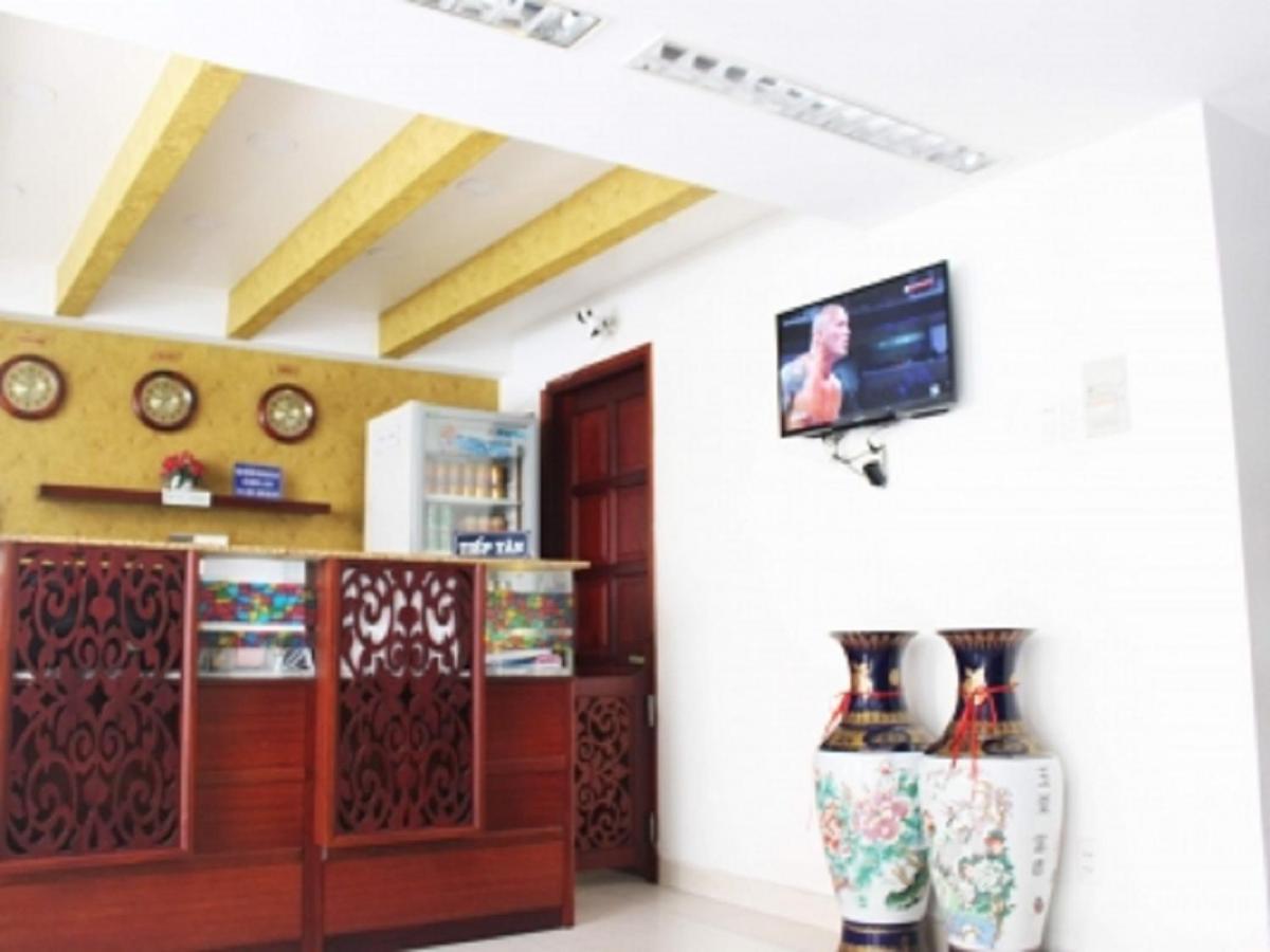 Dinh Dinh Tan Son Nhat Airport * Ho Chi Minh City